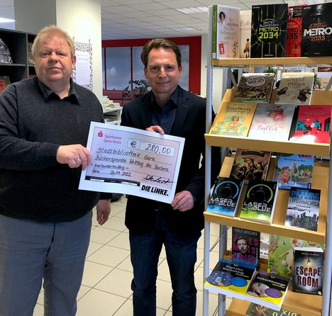 Foto_Buecherspende.jpg